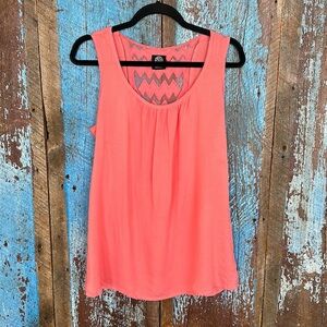 Bobeau Coral Women’s Tank Top Size M